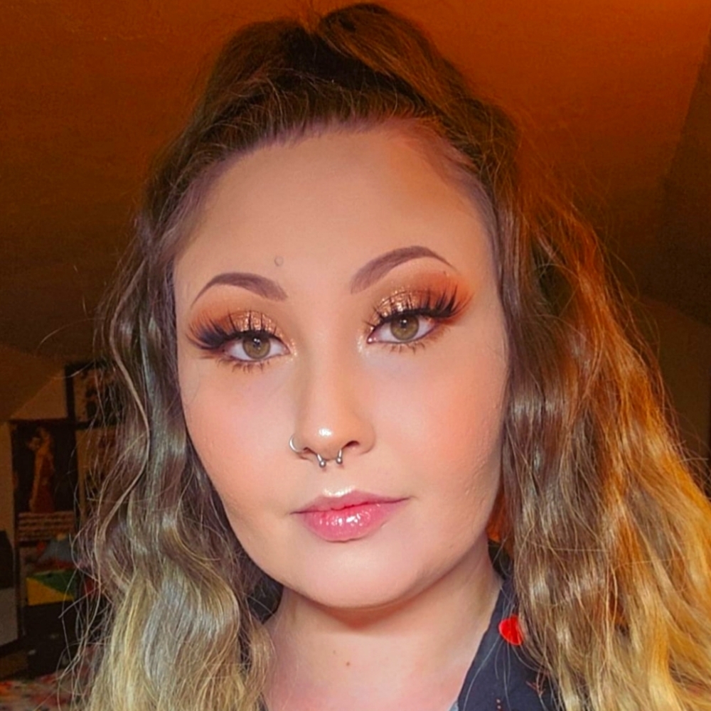 Meet your Posher, Stormy